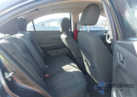 2014 Chevrolet Sonic Lt Auto z USA, uszkodzony, nr VIN 1G1JC5SH8E4128006